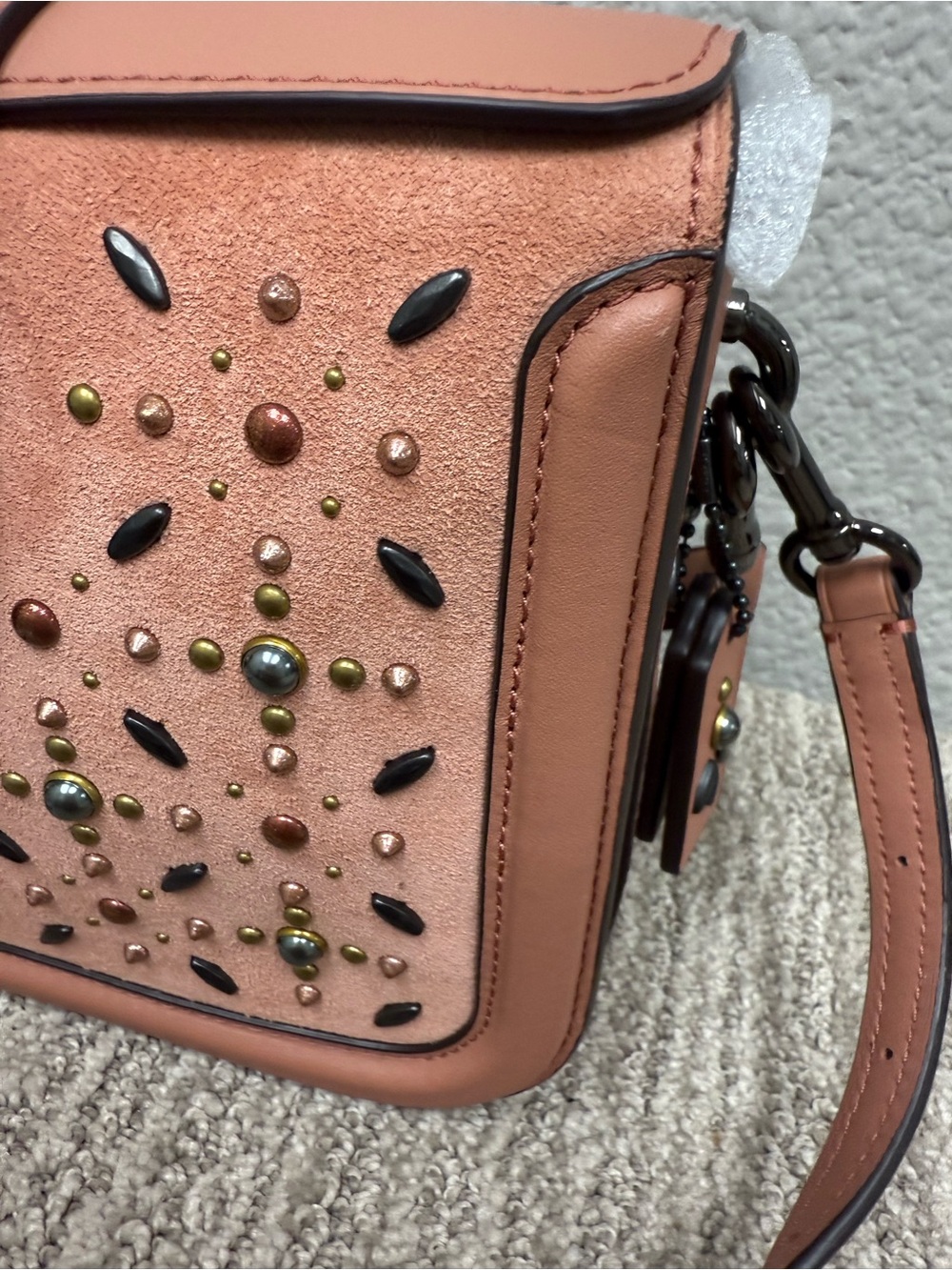 Coach Page Prairie Rivets Coral Pink Leather Studded Turnlock Shoulder/Cross Bag - Picture 4 of 15